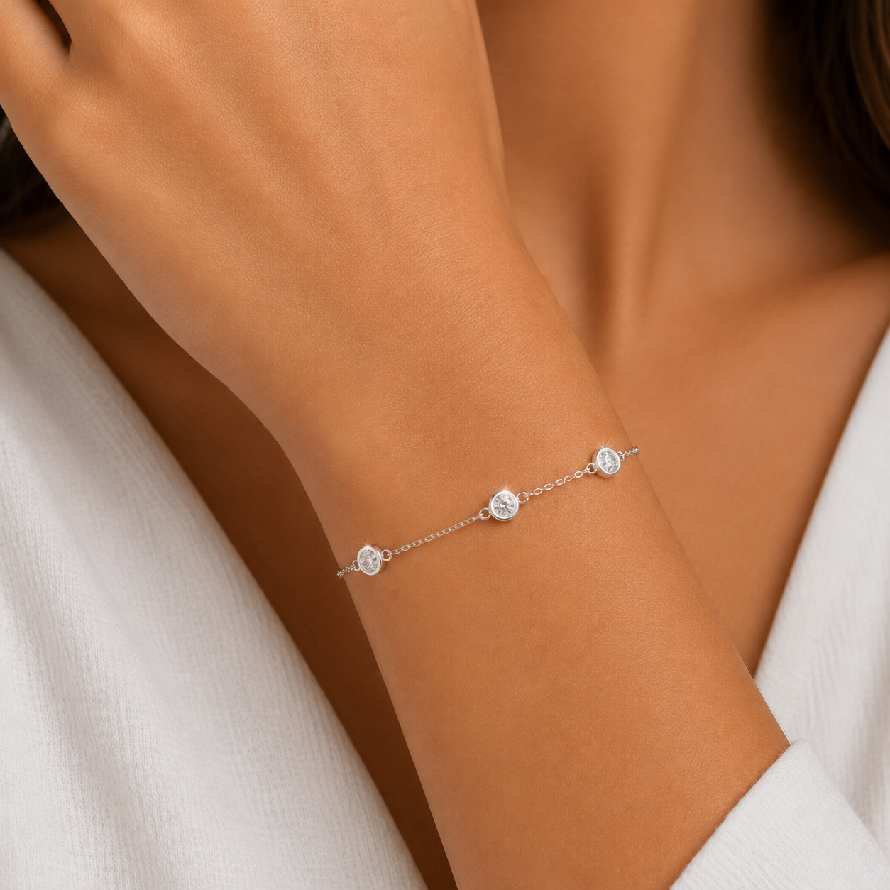 925 Sterling Silver Round CZ Charm Bracelet - Silver