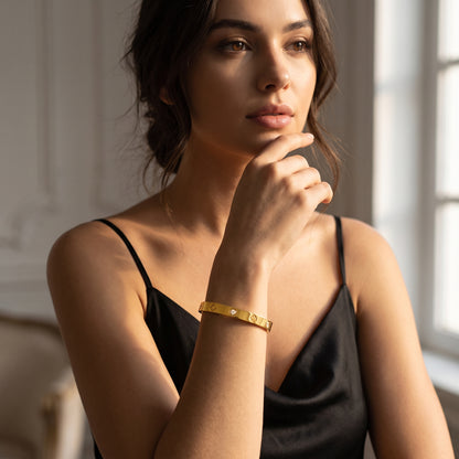 18K Gold Plated Stainless Steel Engraved CZ Bangle Bracelet - Gold