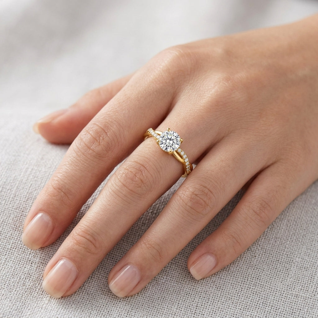 925 Sterling Silver Twisted Infinity Ring with Cubic Zirconia - Gold
