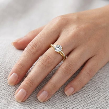 925 Sterling Silver Twisted Infinity Ring with Cubic Zirconia - Gold