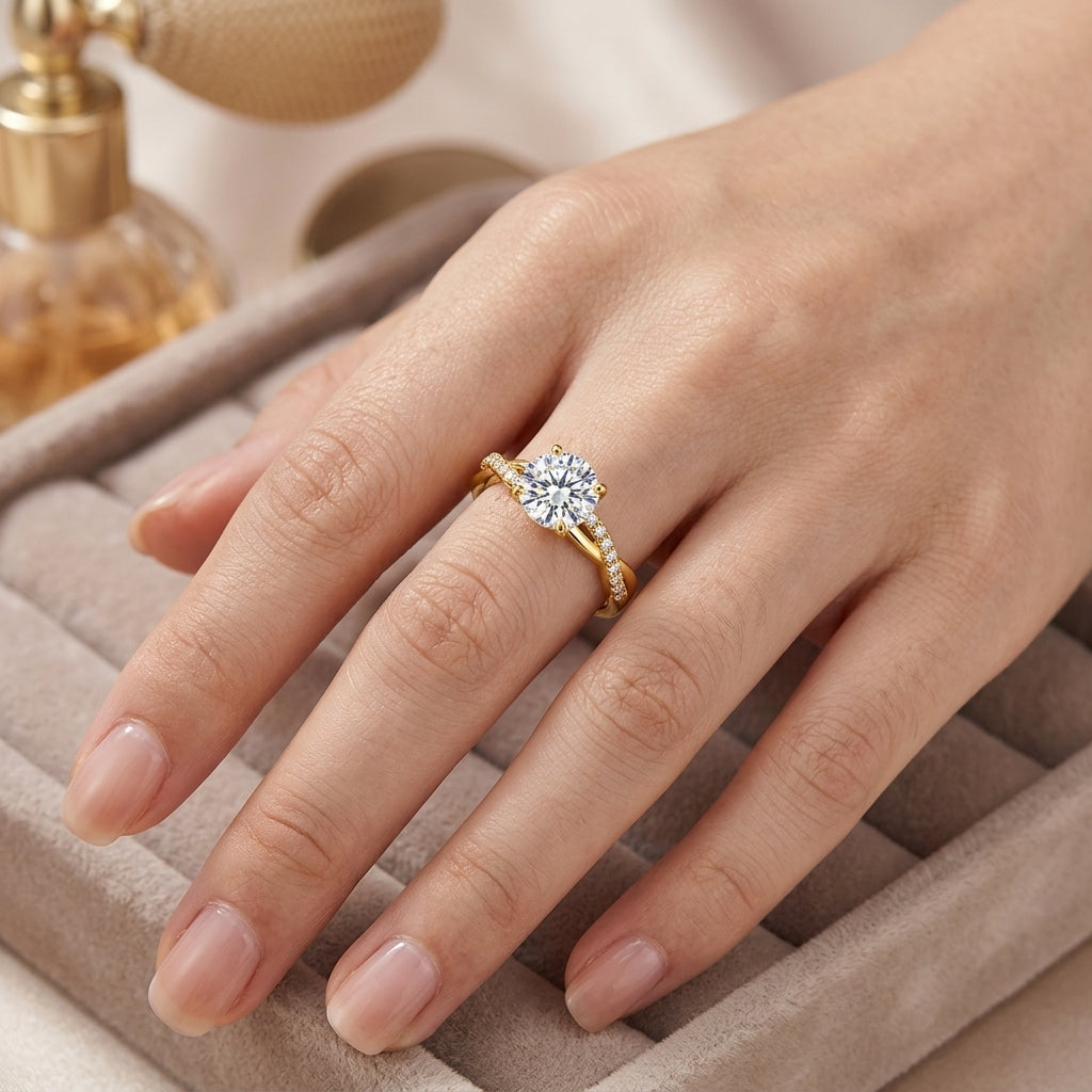 925 Sterling Silver Twisted Infinity Ring with Cubic Zirconia - Gold
