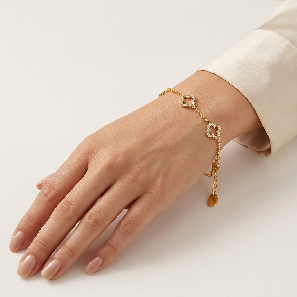 18K Gold Plated Clover Bracelet with Zircondia Crystals