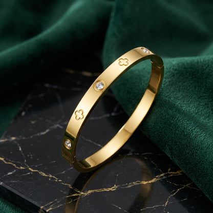 18K Gold Plated Stainless Steel Engraved CZ Bangle Bracelet - Gold